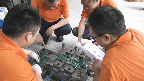 鋅合金殼體壓鑄    鋁合金殼體